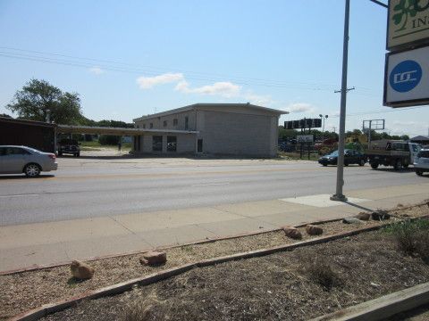 1820 N 6th St, Beatrice, NE 68310